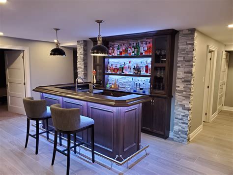 Flat Steely L Shape Custom Fabricated Metal Indoor Home Bar.